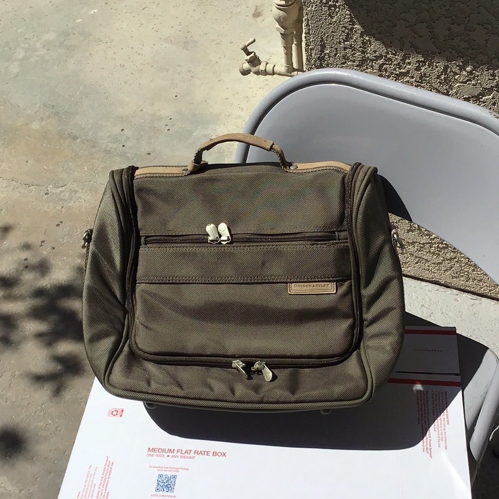 Briggs & Riley travelware used conditions